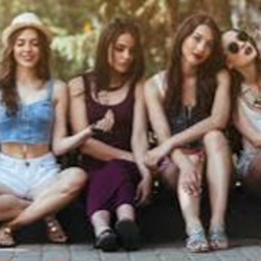 Soirée pyjama avec quatre filles