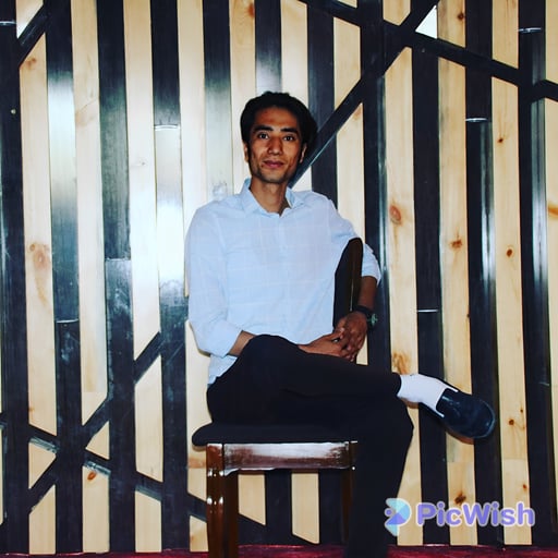 Momeni TOEFL Prep Writing Task 1